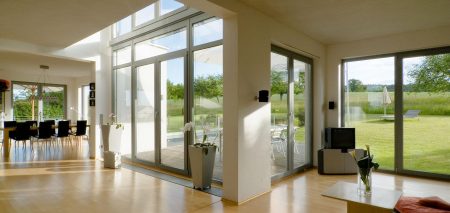 Tout savoir sur les portes-fenêtres PVC ! - ChoisirMaFenetre.fr UFME